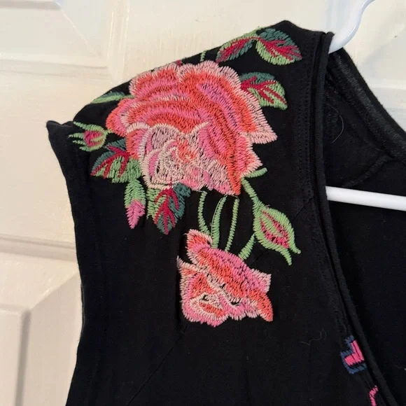 Women’s Johnny Was Black Tunic Dress with Pink & Green Floral Embroidery Size M - Picture 7 of 9